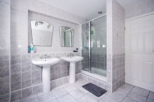 Photo 21- click for photo gallery